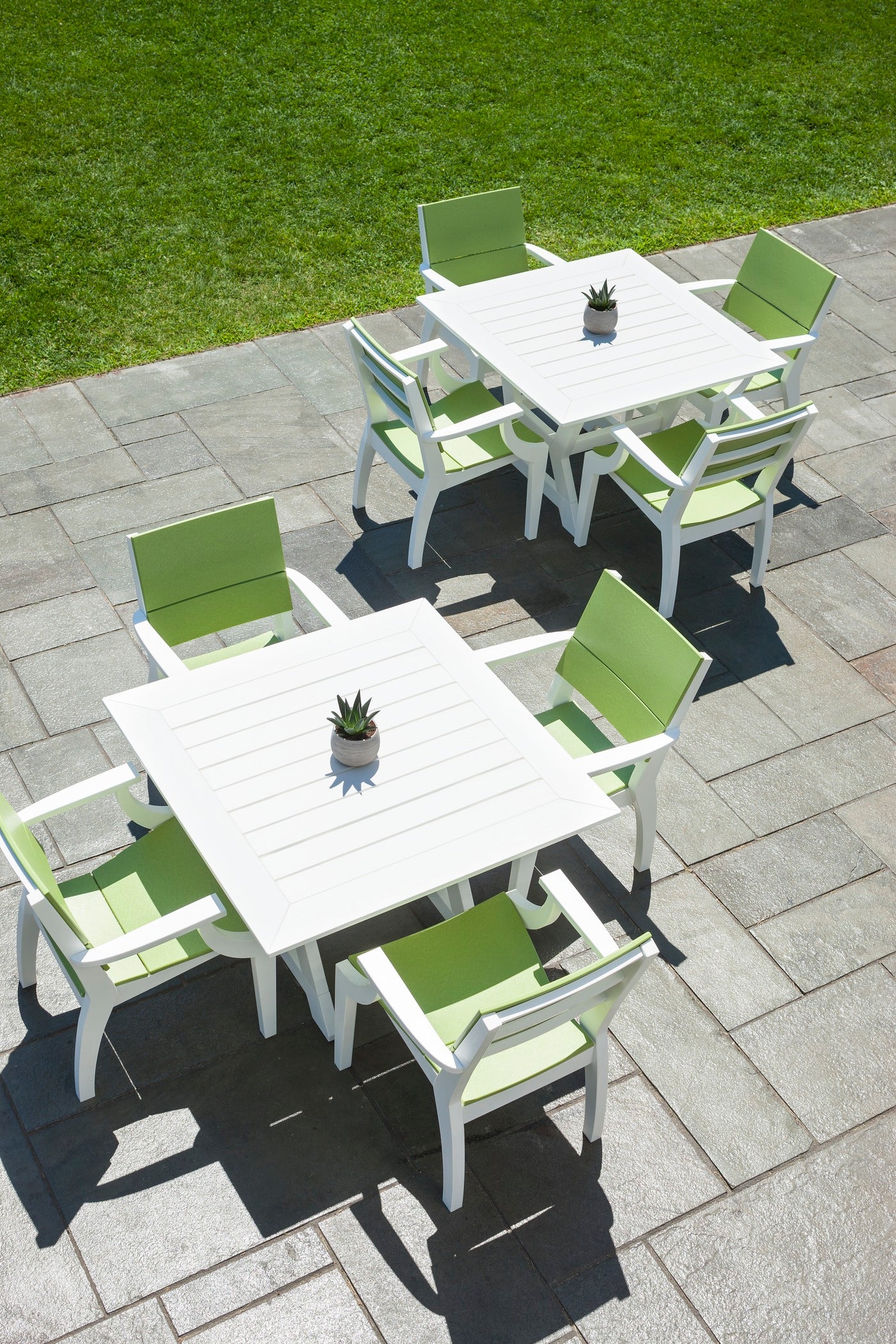 Seaside Casual SYM 44" Dining Table – Modern Outdoor Dining