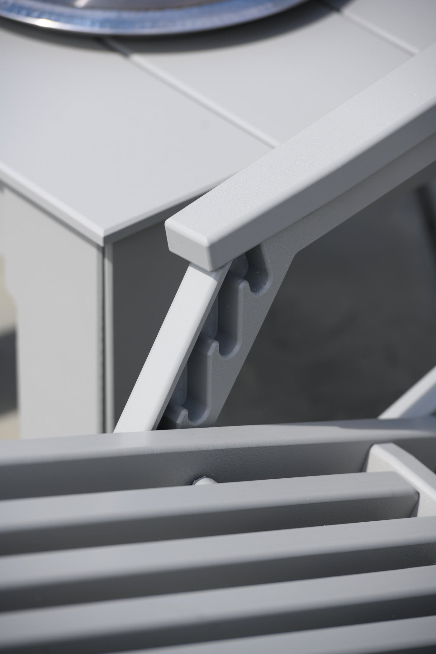 SUR Reclining Lounge Chair | Weather-Resistant Adjustable Outdoor Lounge Chair