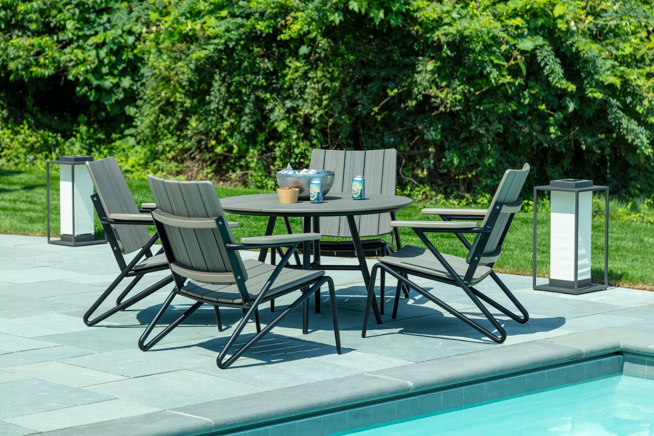 HIP Club Chair | Weather-Resistant Outdoor Lounge Chair