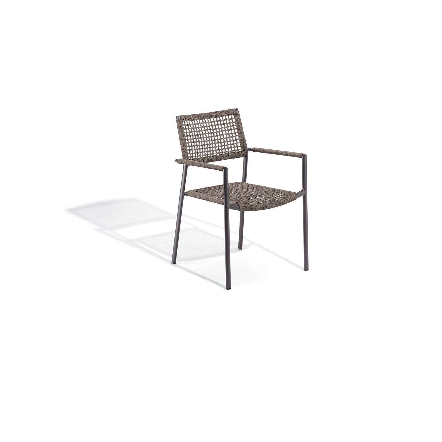 Oxford Garden Eiland Armchair – Carbon, Burnish, or Taupe Frame with Mocha Sling Seat & Back