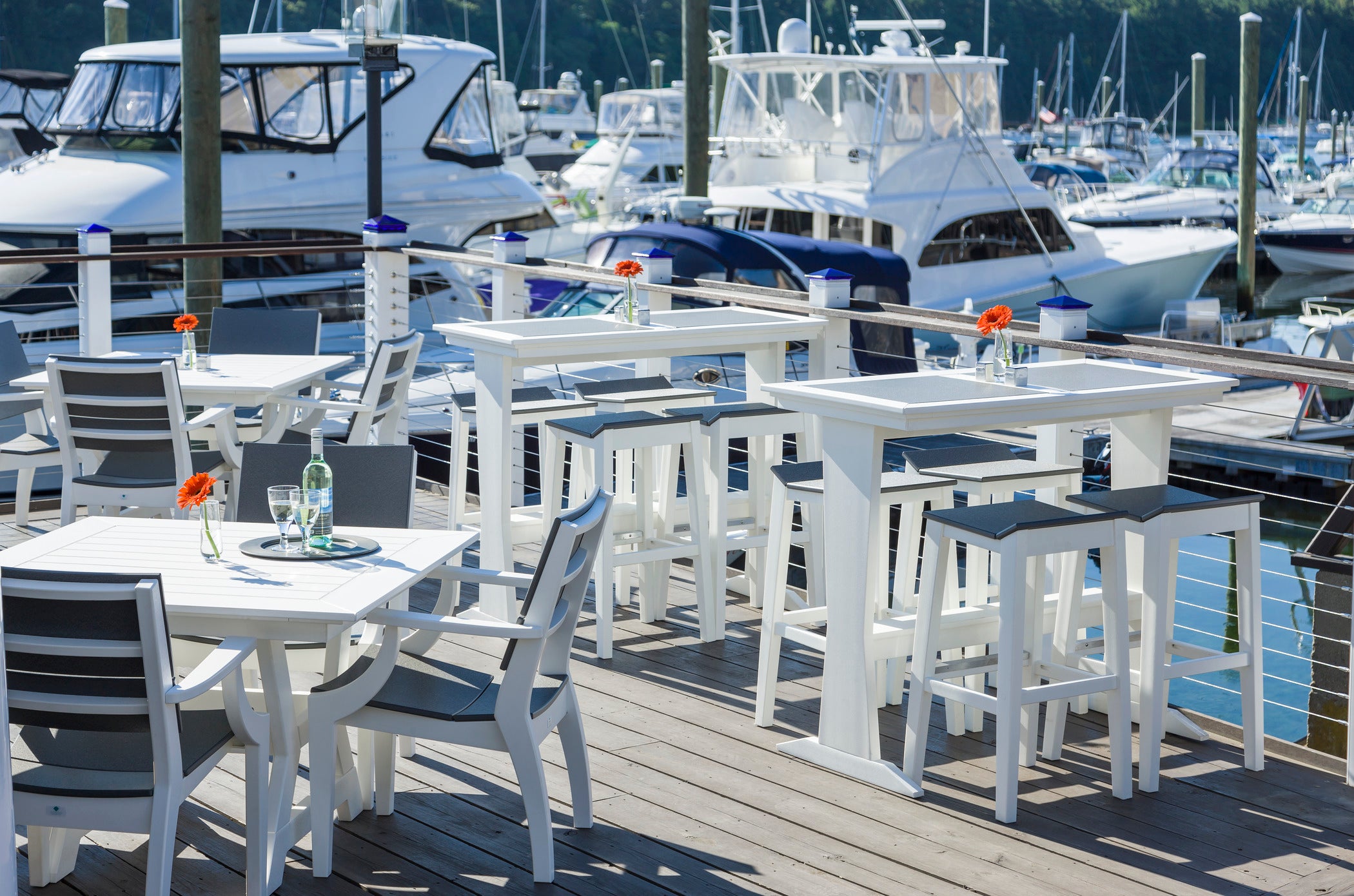 Seaside Casual SYM Bar Stool – Contemporary Outdoor Bar Seating