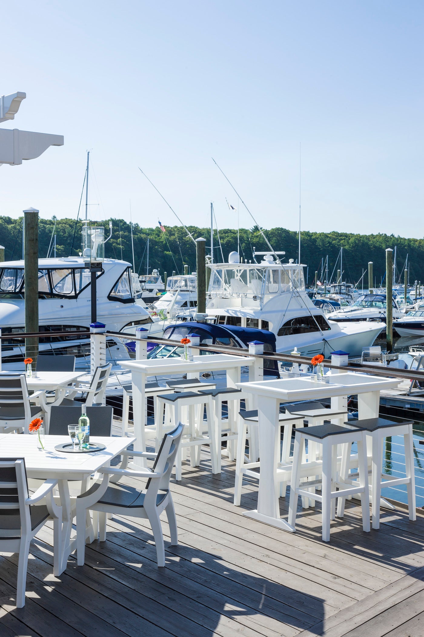 Seaside Casual SYM Pub Table – Modern Outdoor Bar-Height Table