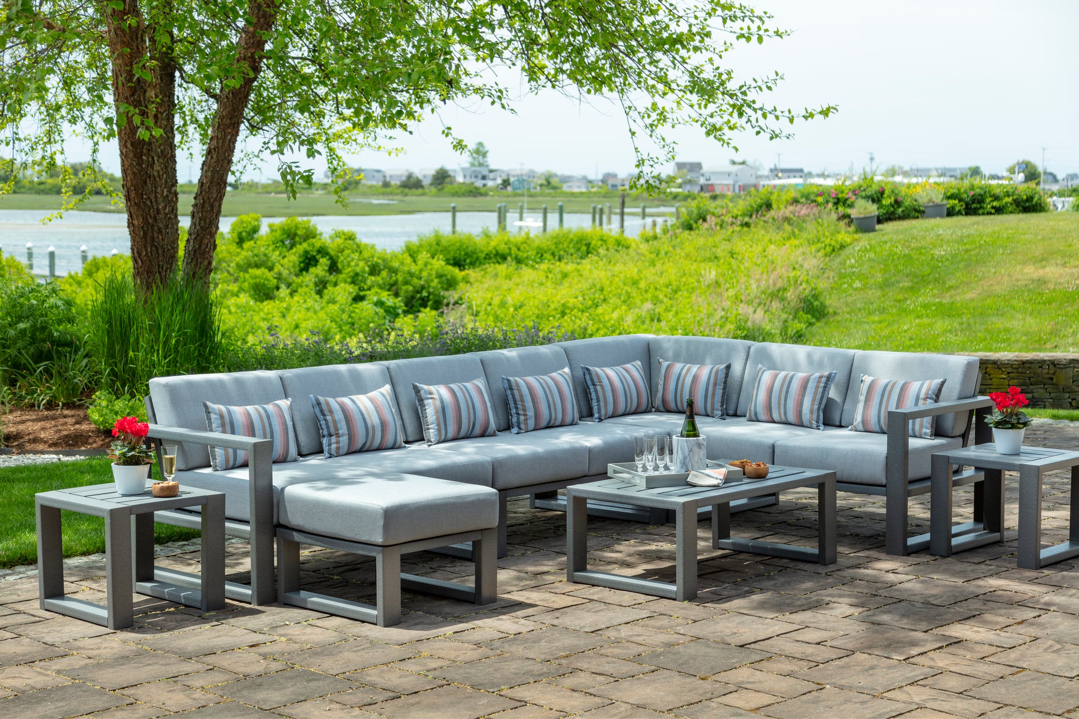Seaside Casual MIA Corner Unit