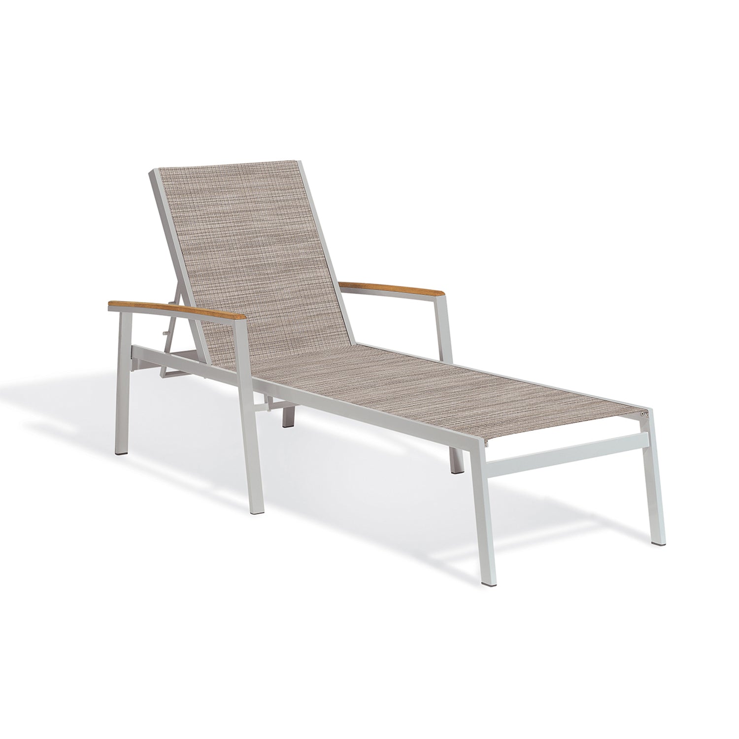 Oxford Garden Travira Sling Chaise Lounge – Flint Frame with Bellows Sling & Natural Tekwood Arm