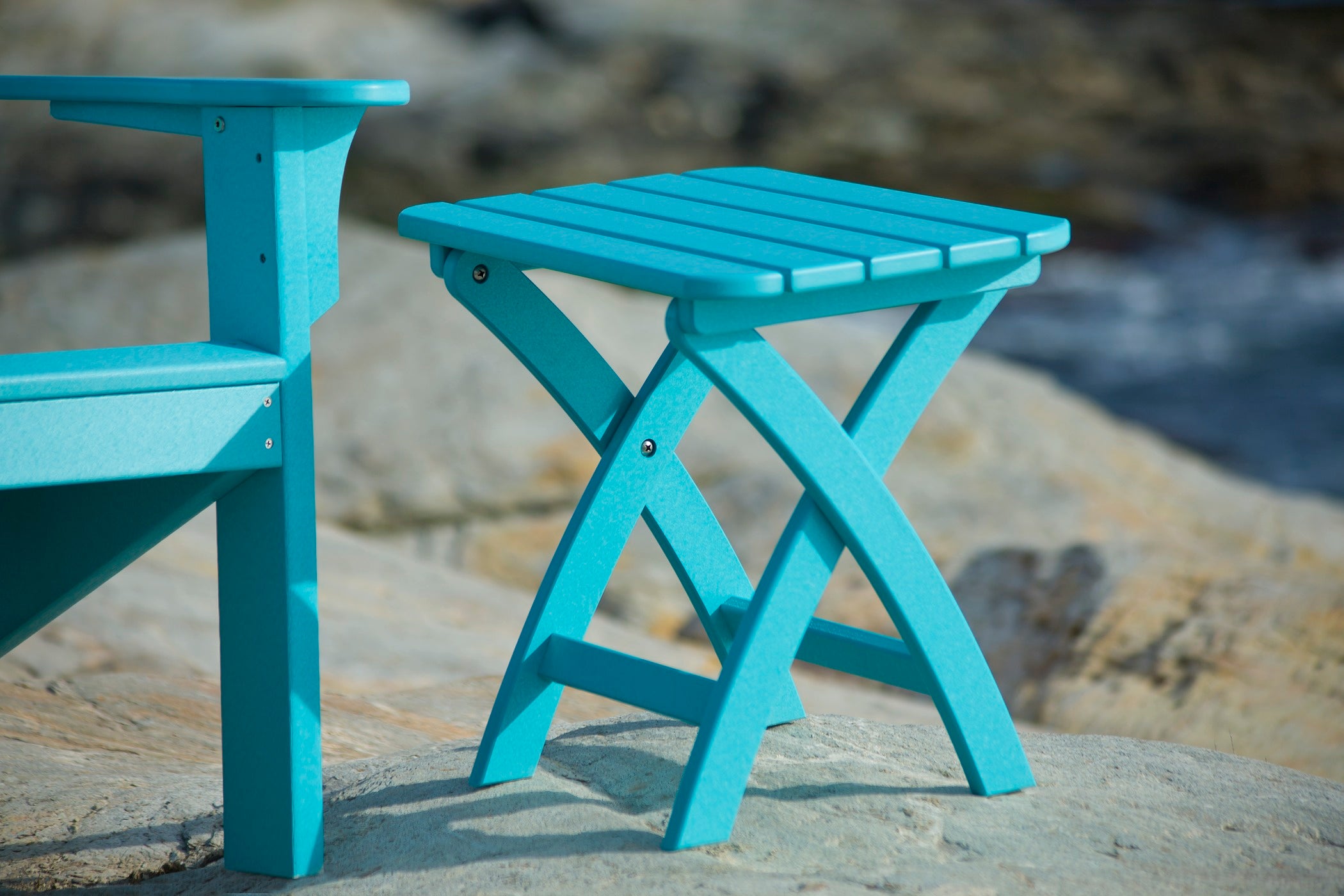 Coastline Harbor View Folding Side Table | Seaside Casual Outdoor Furniture